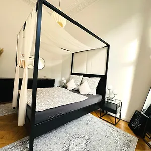 Superhosts Zentrum - Parkplatz - Badewanne - Netflix - Kaffee Apartment
